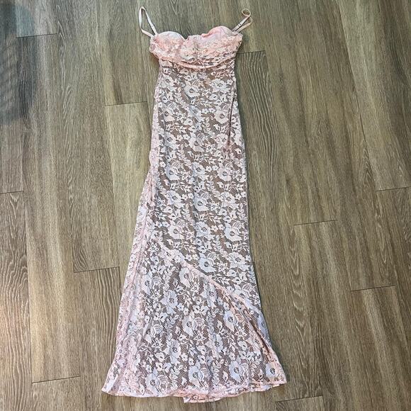 House of CB Dresses & Skirts - House of CB ' Azzurra' Rose Pink Lace Godet Gown